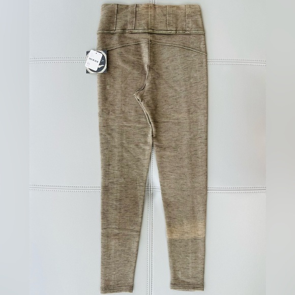 New with tags! FREE PEOPLE MOVEMENT Hybrid Legging in ARMY Size XS - Picture 6 of 16